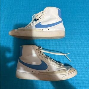 Nike White and Blue Sneakers